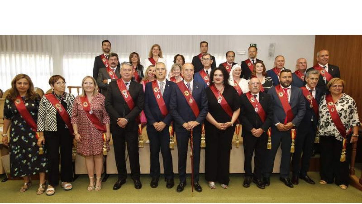 El aula magna ,con la familia de Diez en primera fila. RAMIRO