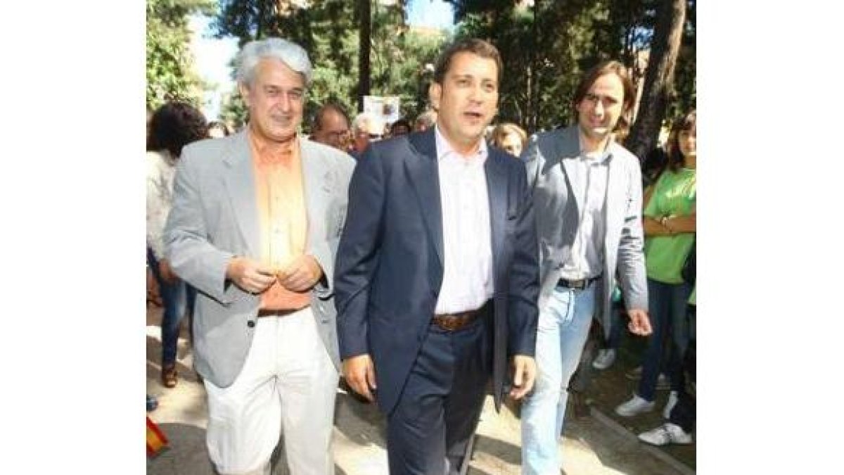 Pablo Salgado, Riesco y Sergio Montolla.
