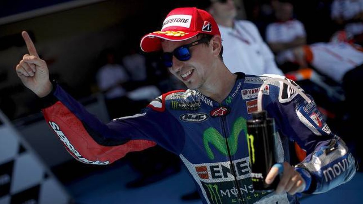 Jorge Lorenzo (Yamaha) celebra la 'pole position' del Gran Premio de España, este sábado en Jerez.