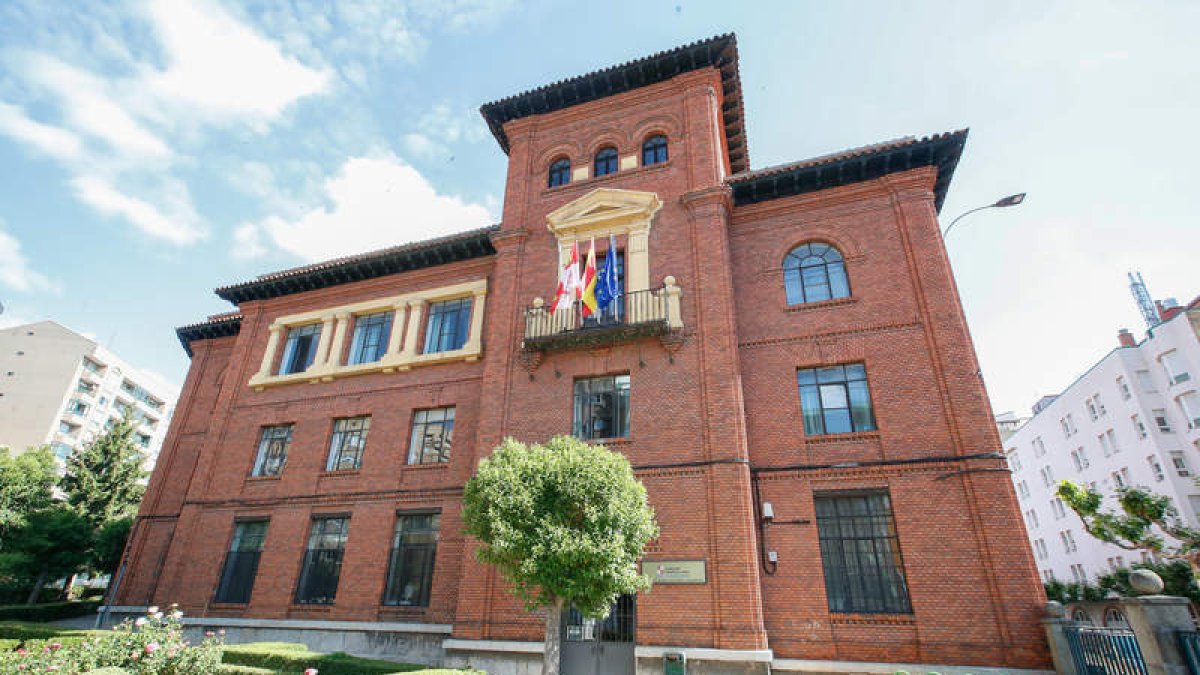 El auditorio Ciudad de León se incluye en el plan. MIGUEL F. B.