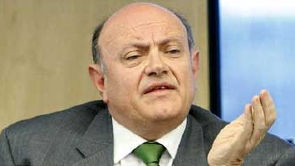 El presidente de la Confederación Española de Cajas de Ahorro (CECA), Juan Ramón Quintás.