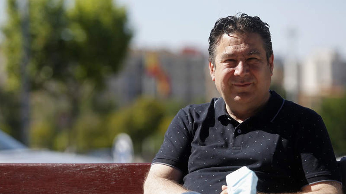 Luis Mariano Santos, en la capital leonesa este fin de semana. FERNANDO OTERO
