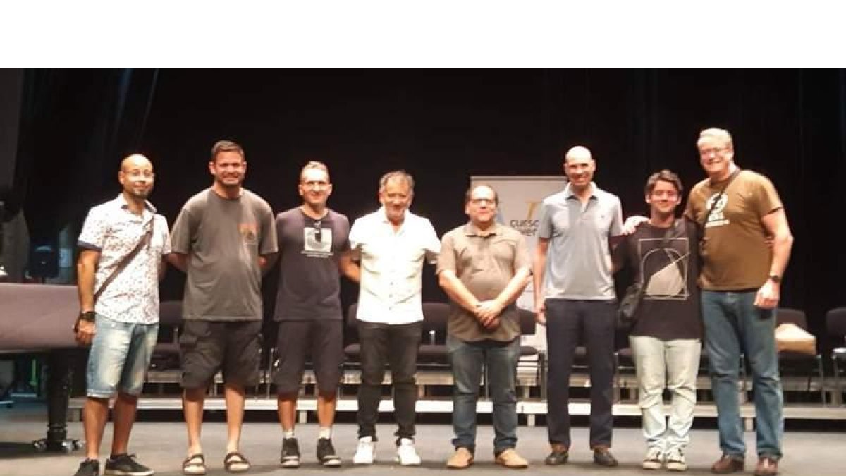 Imagen de la presentación de Encuentros con la Música. MANUEL ROBLES DE CELIS