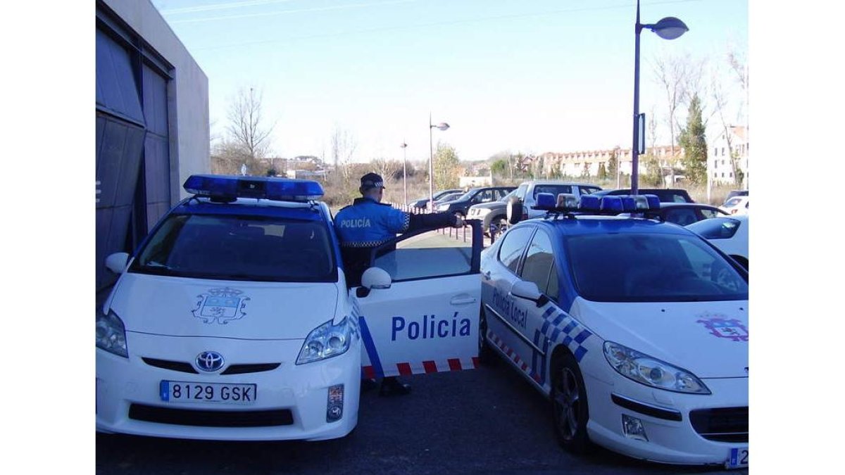 Imagen de archivo de un vehículo de la Policía Local de San Andrés. DL