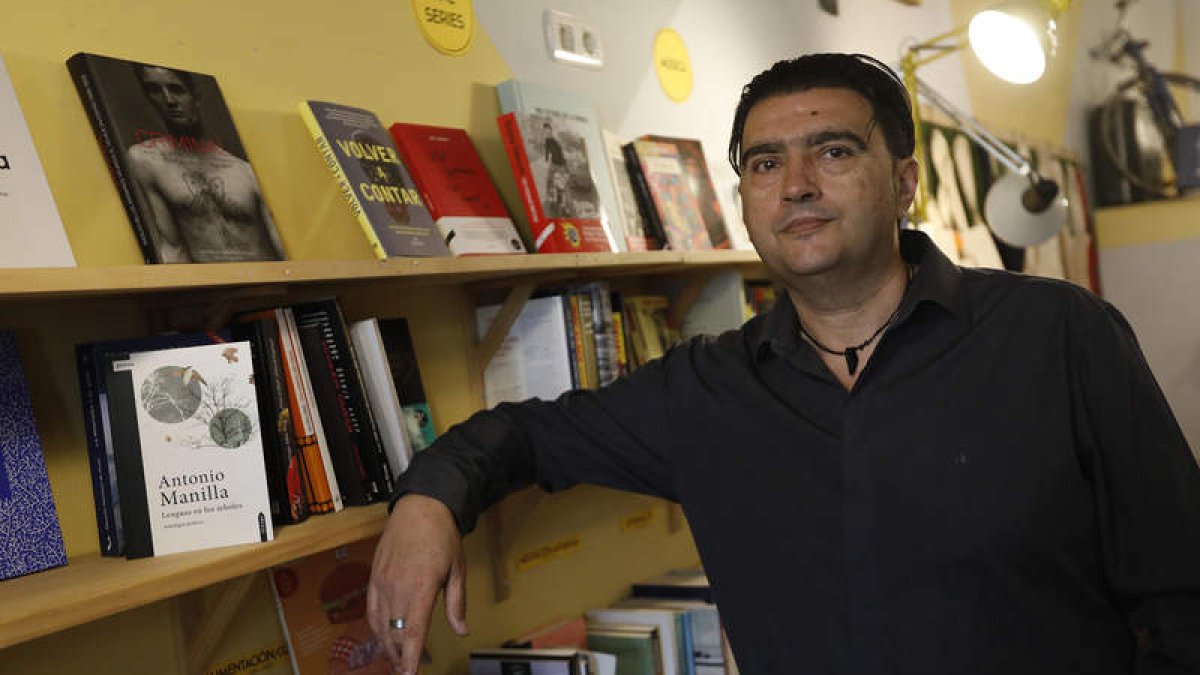Antonio Manilla. FERNANDO OTERO