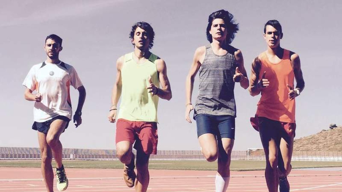 Aláiz junto a sus compañeros Alonso, Jorge Blanco y Arce.