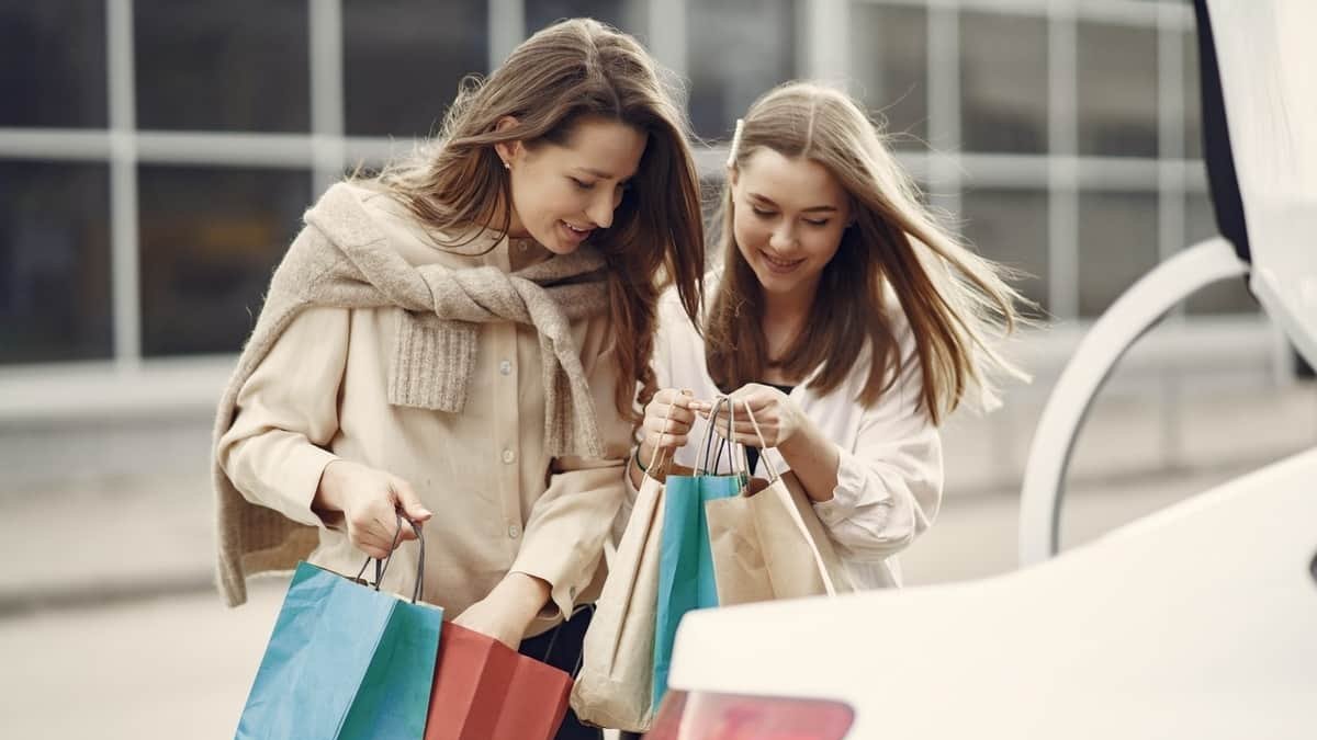Centro comercial Espacio León: tiendas, horarios y dirección Foto: Pexels