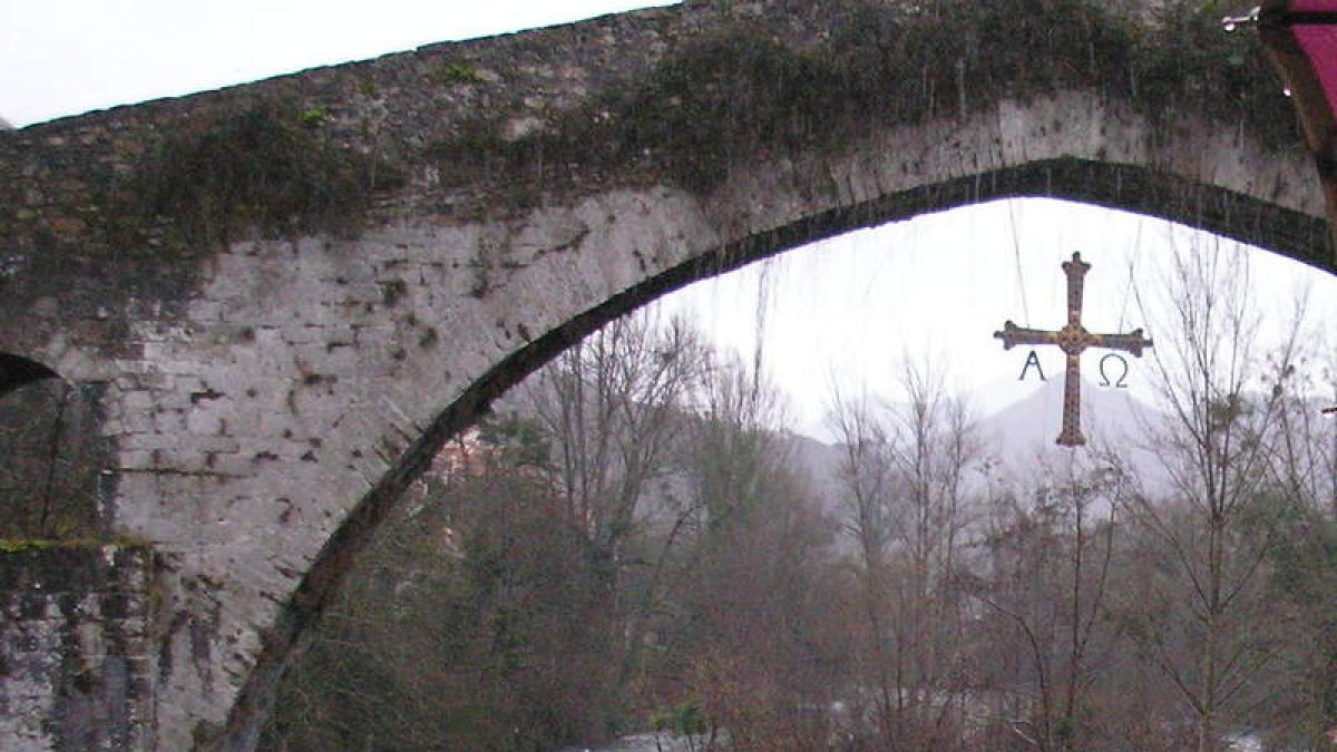 Río Sella, en el principado de Asturias, donde el inicio de desvede no ha sido muy productivo.