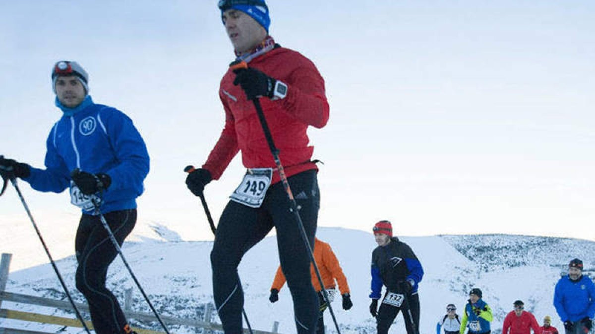 Casi 200 corredores participaron en la primera edición de la Snowcross de Leitariegos.