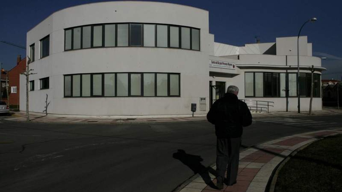 La subida de las tasas deberá cubrir una parte del déficit anual que tiene el Centro de Día.