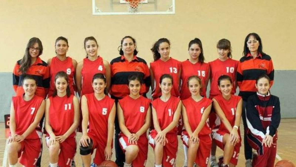 Formación del Colegio Leonés de la categoría cadete autonómica.