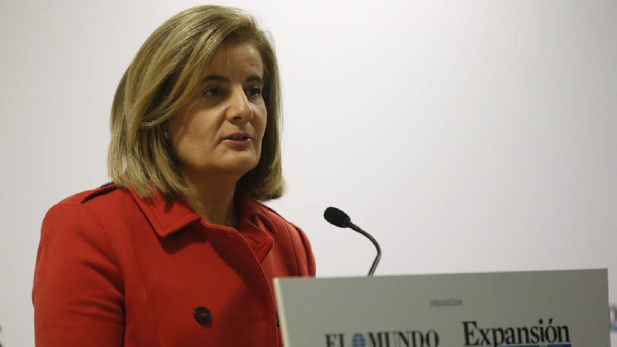 Fátima Báñez intervino en la inauguración de una jornada sobre pensiones. ZIPI