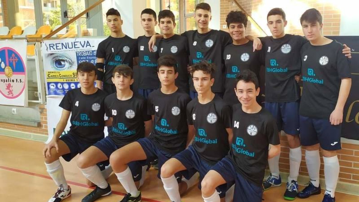 Formación del equipo del Trepalio que milita en la 1.ª División Regional Cadete.