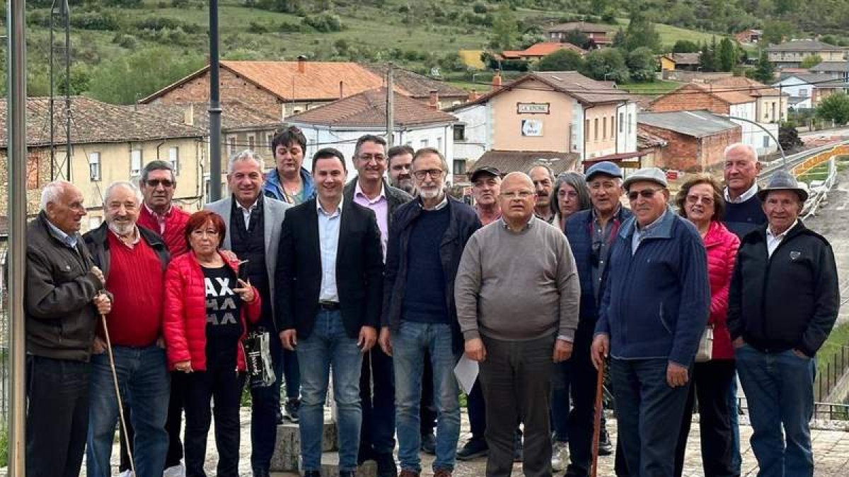 Imagen de la candidatura del PSOE en La Ercina. DL