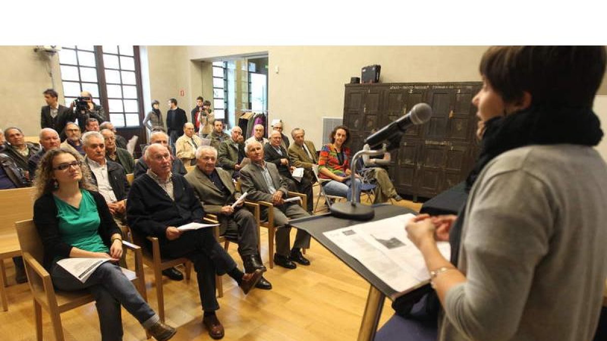 La lectura de un manifiesto centró los actos de la conmemoración del documento.