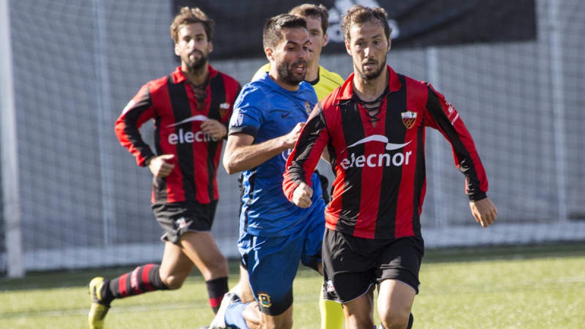 Luisma Villa ha vestido la elástica rojinegra del Arenas Club en las tres últimas temporadas. DL