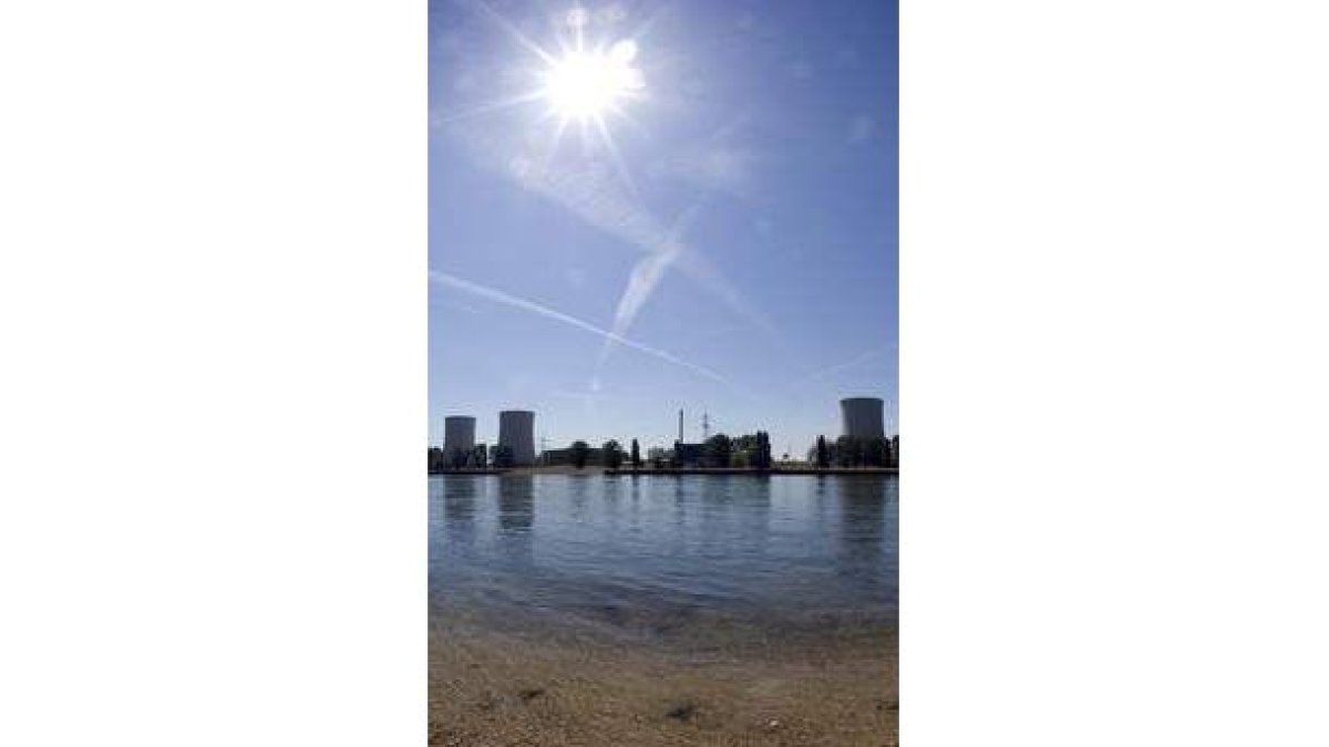 Vista de la central nuclear de Biblis, Alemania.