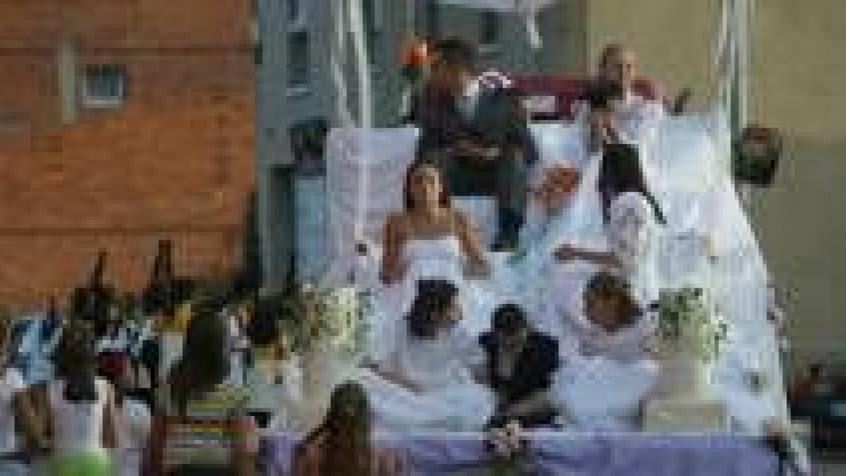 Una de las carrozas que desfiló el año pasado durante las fiestas de la localidad