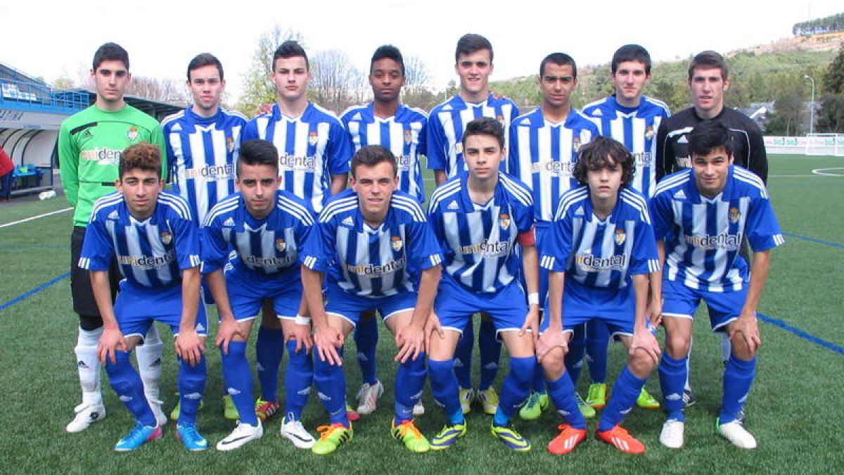 Formación del equipo de la Ponferradina que milita en la 2.ª División Provincial Juvenil.