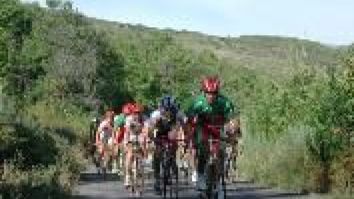 La prueba discurrió por las carreteras del Bierzo Alto
