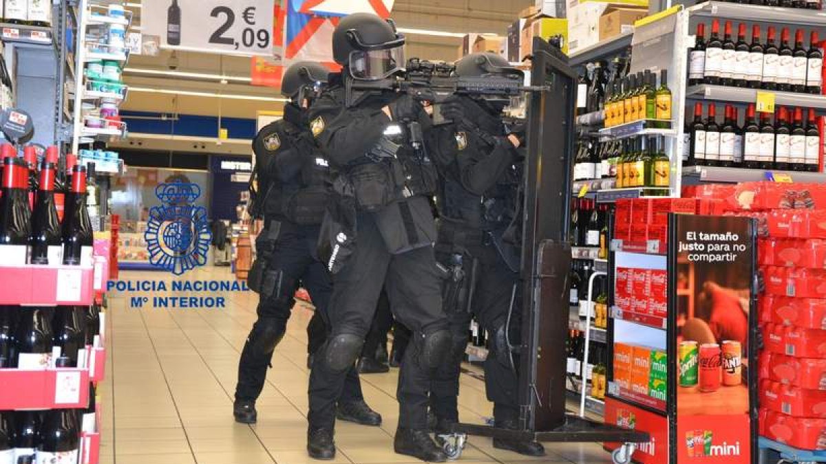policía nacional