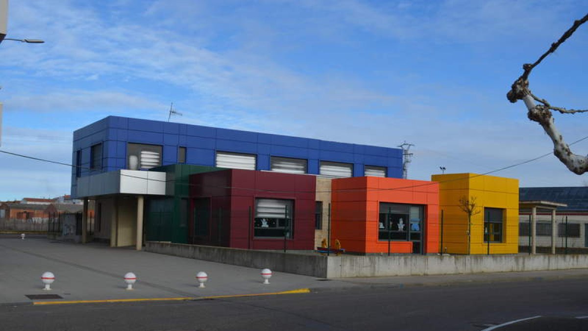 Imagen de la Escuela Infantil de Santa María del Páramo. DL