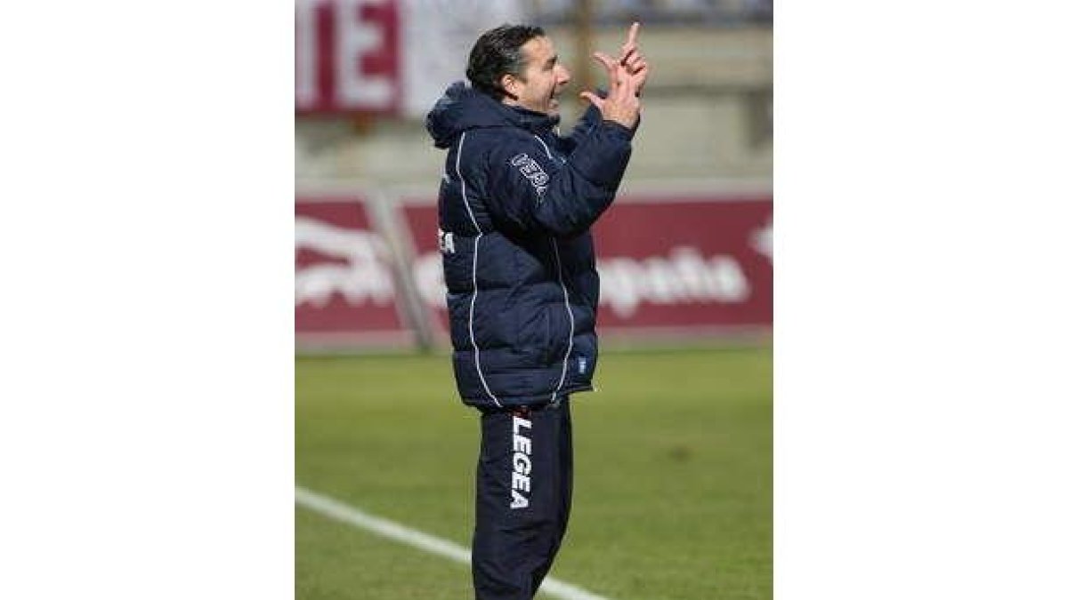 Javier Pereira.