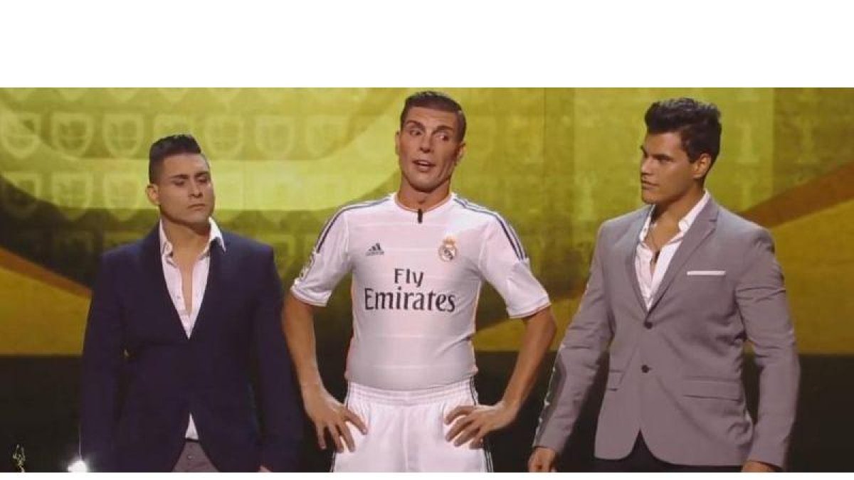 Martín Bossi no se cortó un pelo al imitar a un Ronaldo egoísta y egocéntrico.