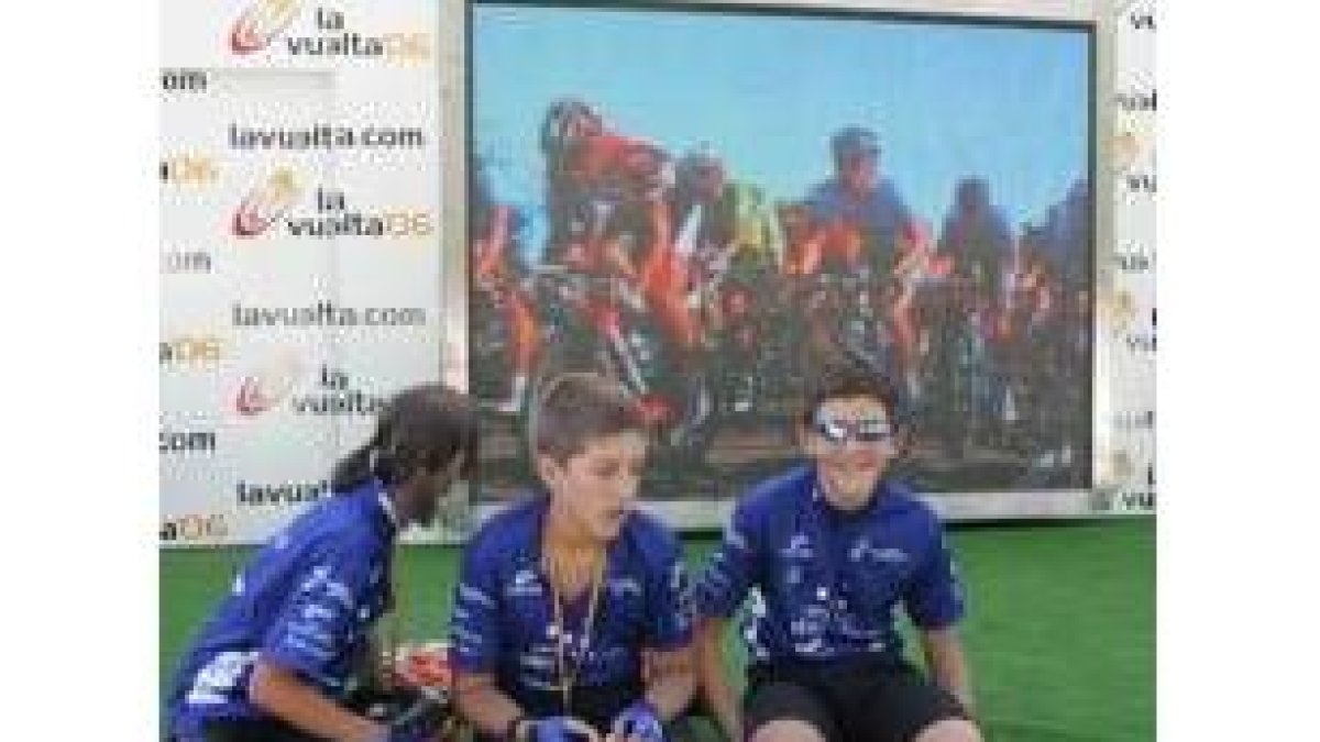 Los jóvenes de la Vuelta Júnior también tuvieron su momento de gloria