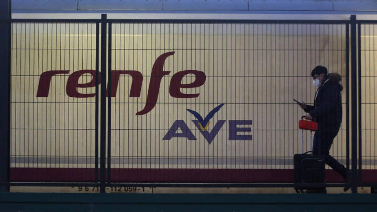 Estación de tren de León. F. Otero Perandones.