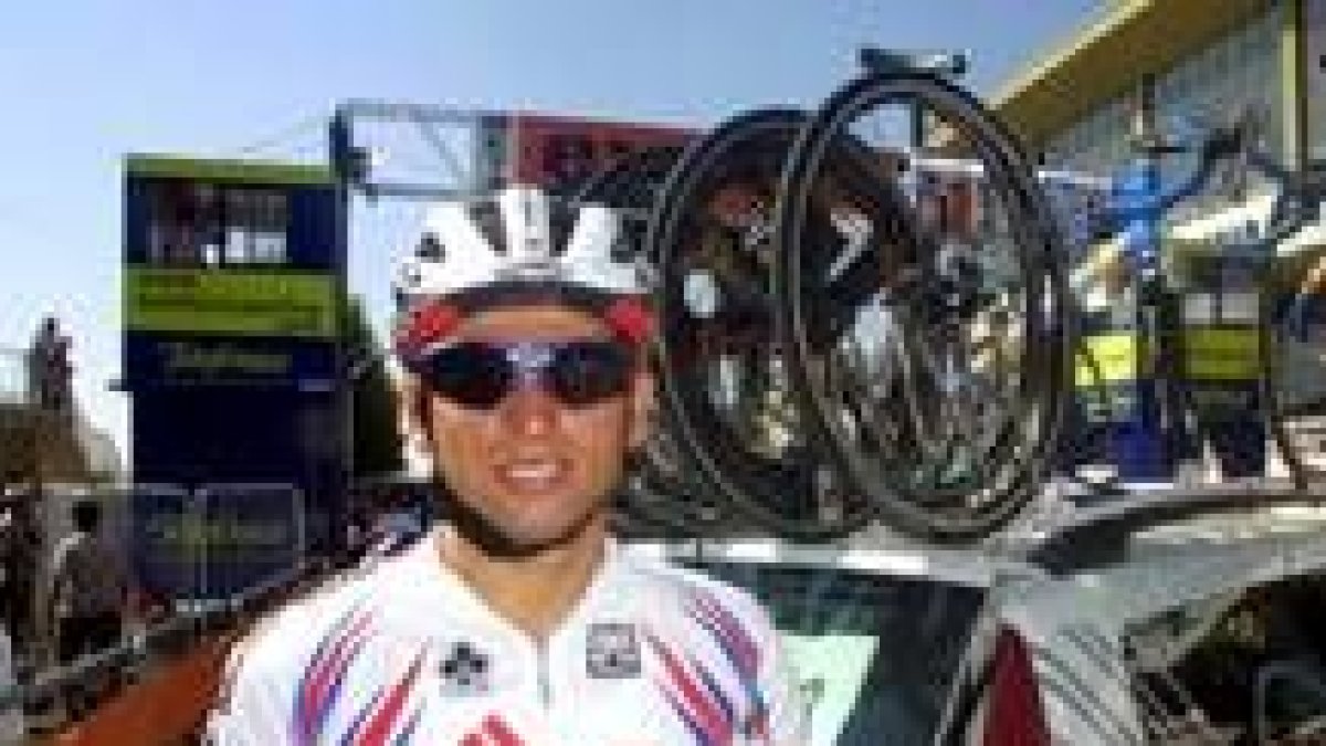Jorge Nogaledo, en León, durante la disputa de los campeonatos de España de León en 2001