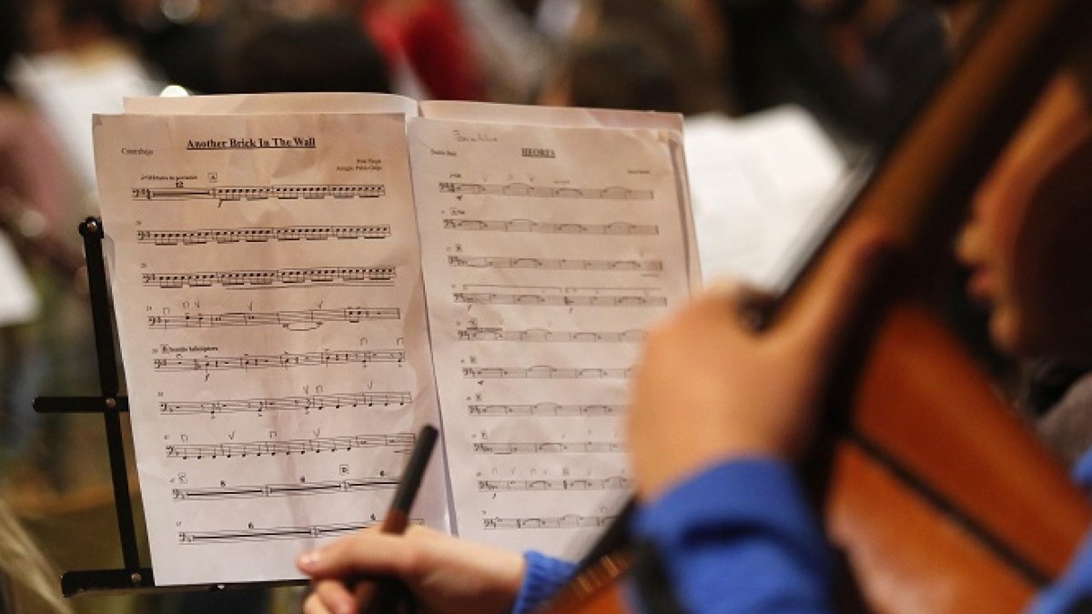 Ensayo durante un concierto. F. Otero Perandones.