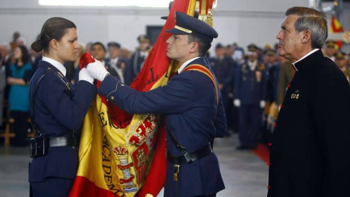 Jura de bandera en la Academia Básica del Aire de la localidad de La Virgen del Camino, en una imagen de archivo.