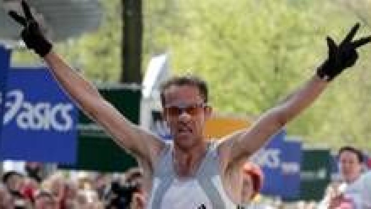 Tras su triunfo en Hamburgo, Rey es segundo en el escalafón mundial