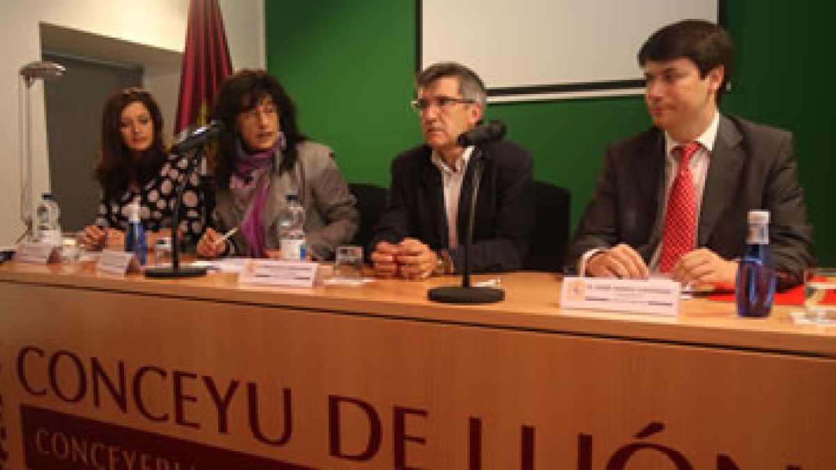 Elena Ortega, Teresa Gutiérrez, Francisco fernández y José María Centeno.