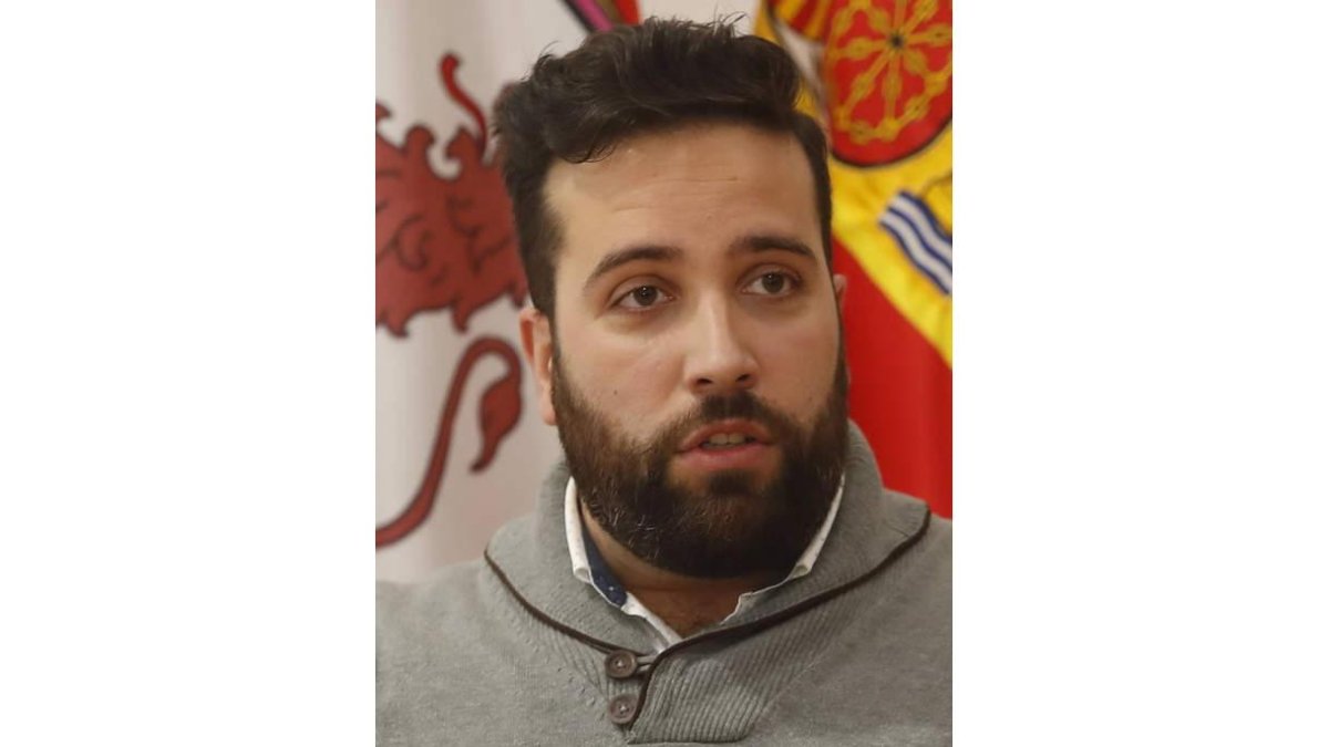 Alejandro Barrera. RAMIRO