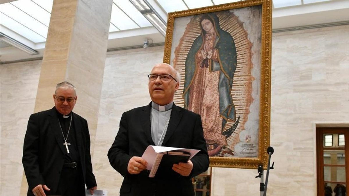 Los raperos Natos (derecha) y Waor (izquierda)
