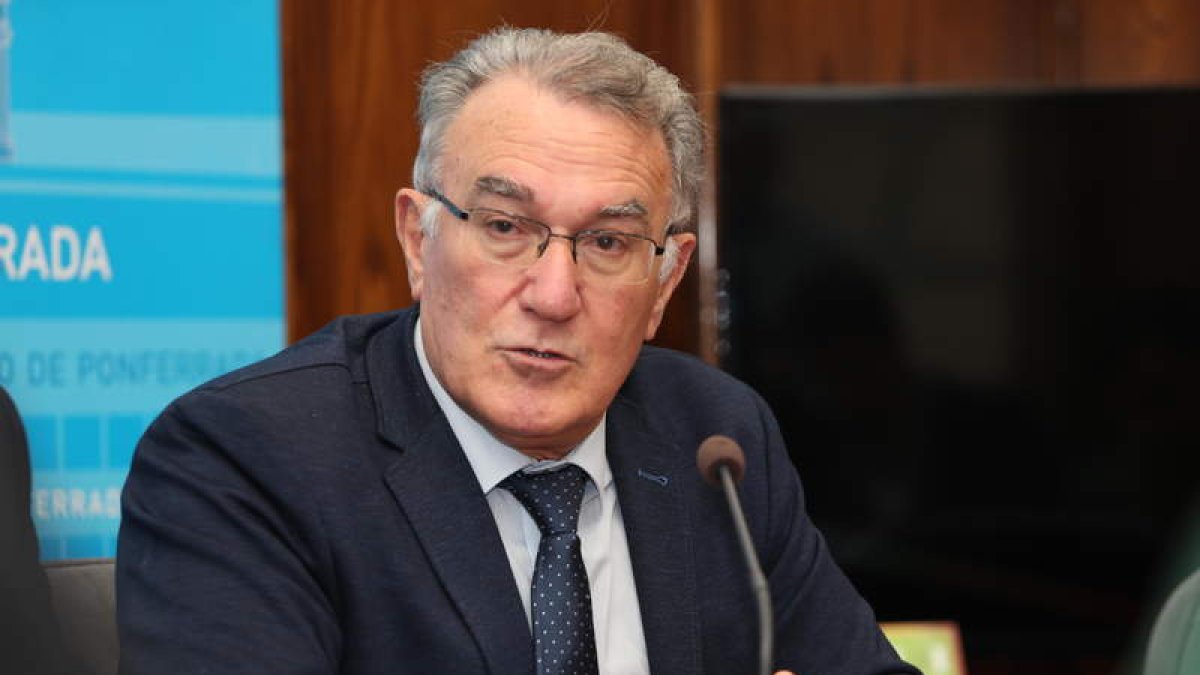 Alfredo García, en una imagen de archivo de la visita que realizó a Ponferrada en 2018. DE LA MATA