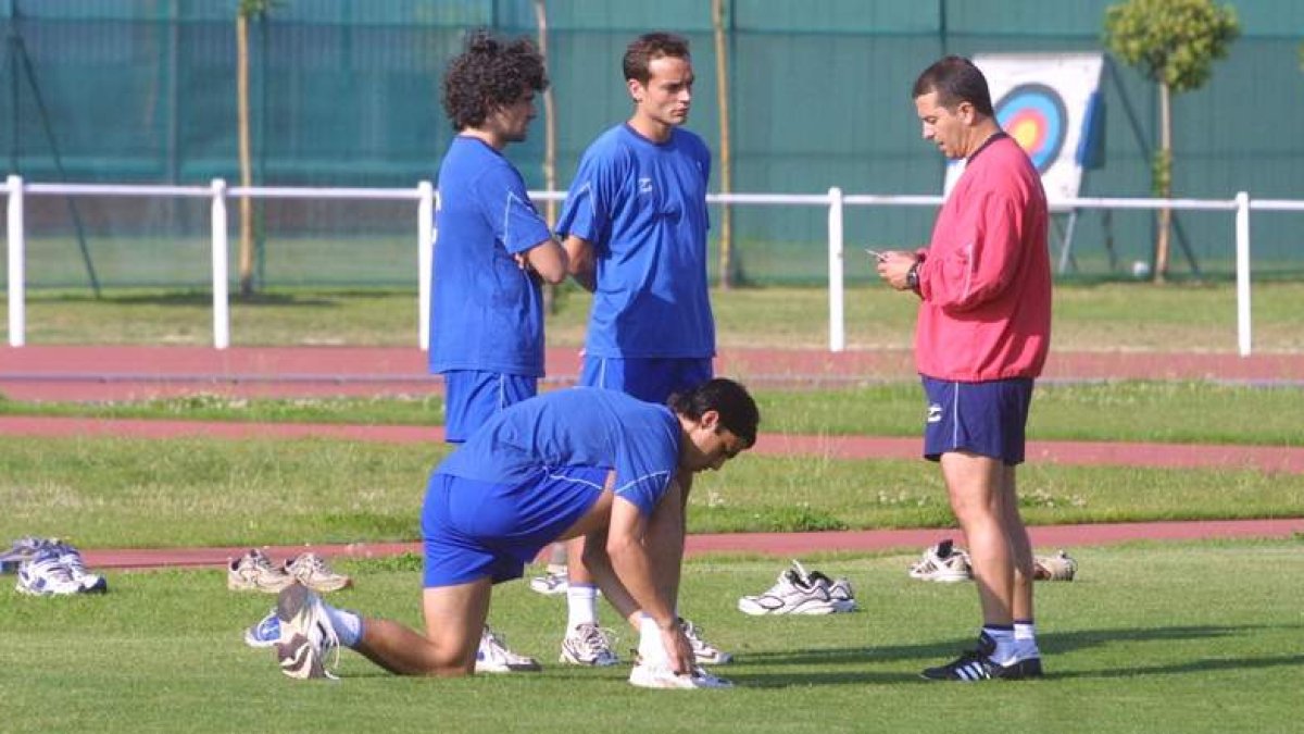 Kaiku, Tarradellas y Screpis, con Tomé, cuando el equipo empezaba a usar el Colomán Trabado.