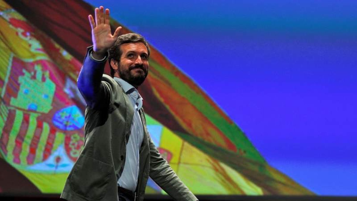 Imagen de Pablo Casado, ayer en Valencia. MANUEL BRUQUE