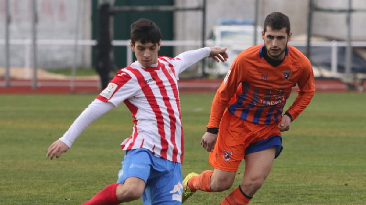 El equipo berciano no tuvo premio a su mejor juego. L. DE LA MATA