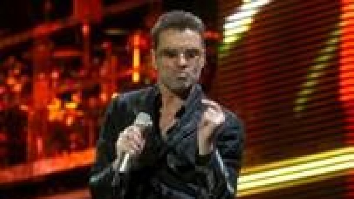 George Michael hace hoy un cameo en la serie «Extras» de La Sexta