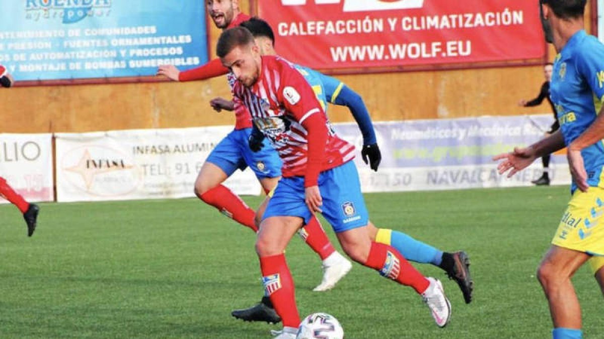 Álvaro, en una acción del partido ante la UD Las Palmas de la segunda eliminatoria. DL