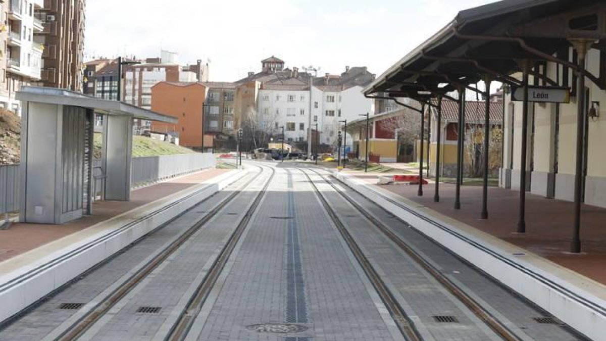 La obra de Feve, en la estación de Matallana.