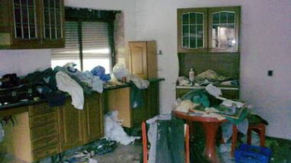 Aspecto de una de las habitaciones de la vivienda del padre de María José Jiménez.