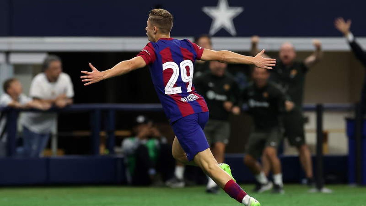 Fermín celebra el gol que anotó para el Barça en el Clásico frente al Real Madrid. ADAM DAVIS