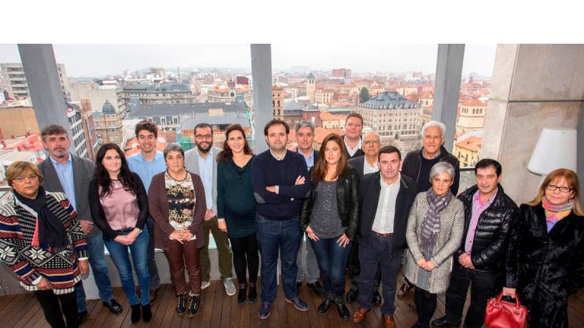 Candidatos socialistas al Congreso y al Senado por León.