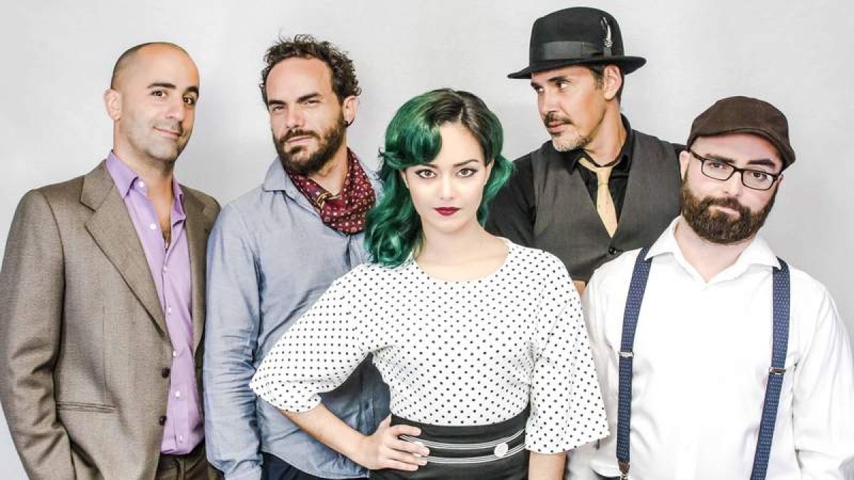 Los canarios Nicotine Swing abrirán mañana el Villamajazz a las ocho y media de la tarde. DL