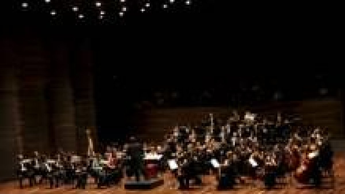Imagen de una de las actuaciones de la Orquesta Snfónica de León en el Auditorio