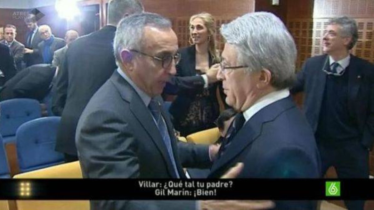 Ángel Villar saluda en segundo término a Miguel Ángel Gil Marín, tapado por Alejandro Blanco, que a su vez charla con Enrique Cerezo.